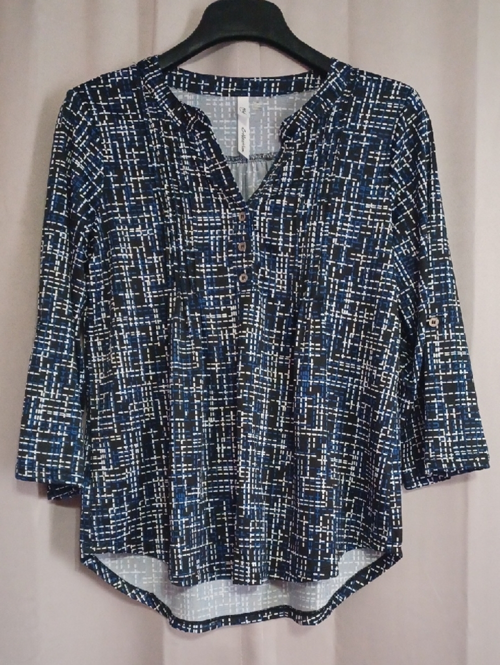 NY Collection Blue White Geometric 3/4 Roll Tab Sleeve Blouse Pleated Stretch